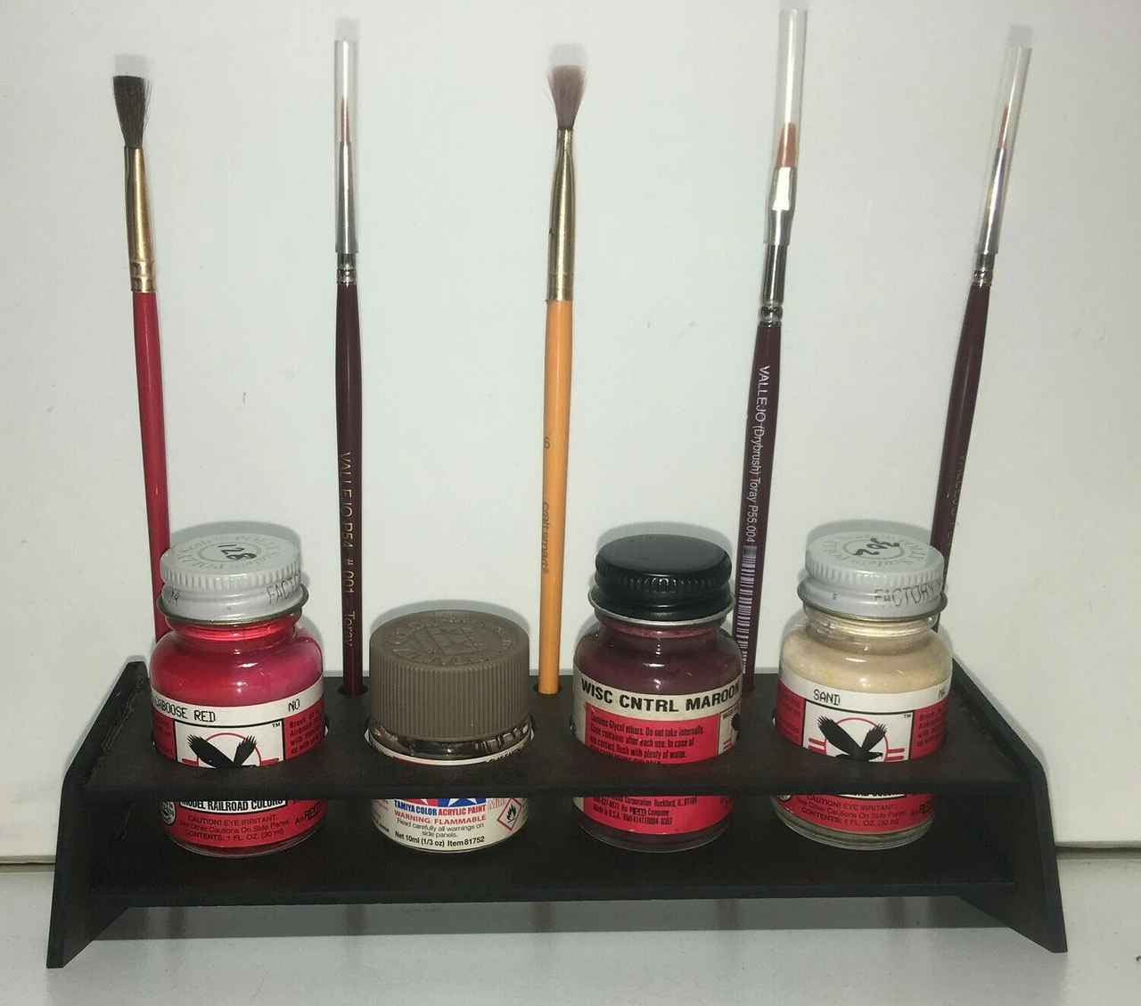 Motrak Models 52009 - Medium 4 Paint Bottle Holder - 1.45 Inch Diameter Or Less - Multi Scale Kit 3 Motrak Models 52009 - Medium 4 Paint Bottle Holder - 1.45 Inch Diameter Or Less - Multi Scale Kit